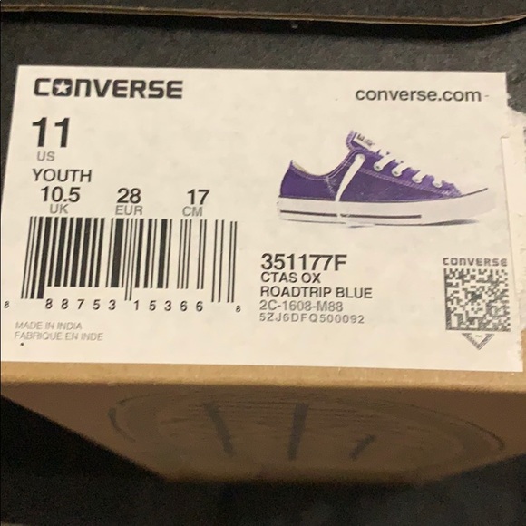 Youth Converse All Stars - Picture 5 of 5